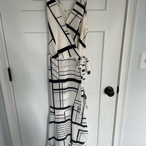 Black and White Banana Republic Wrap Dress